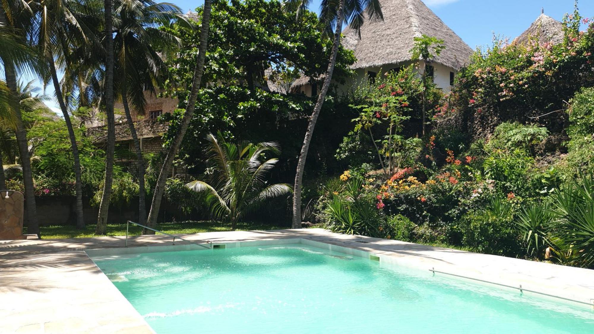 Marijani Holiday Resort ワタム エクステリア 写真