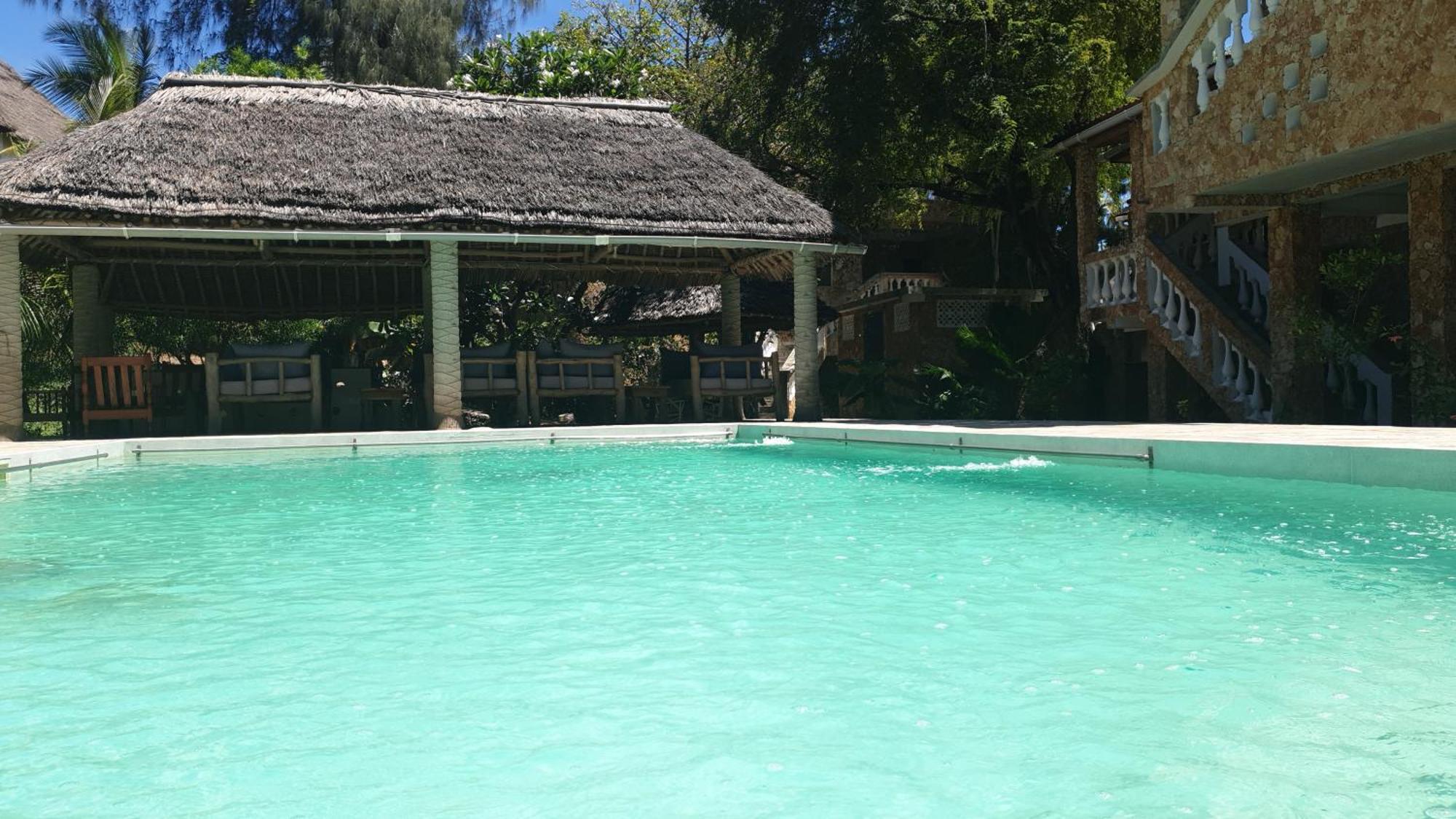 Marijani Holiday Resort ワタム エクステリア 写真