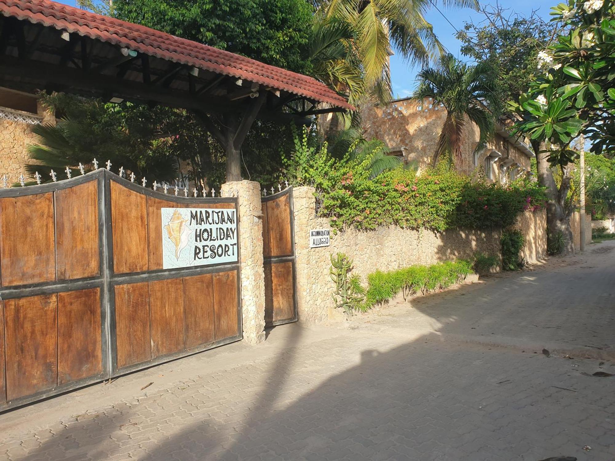 Marijani Holiday Resort ワタム エクステリア 写真
