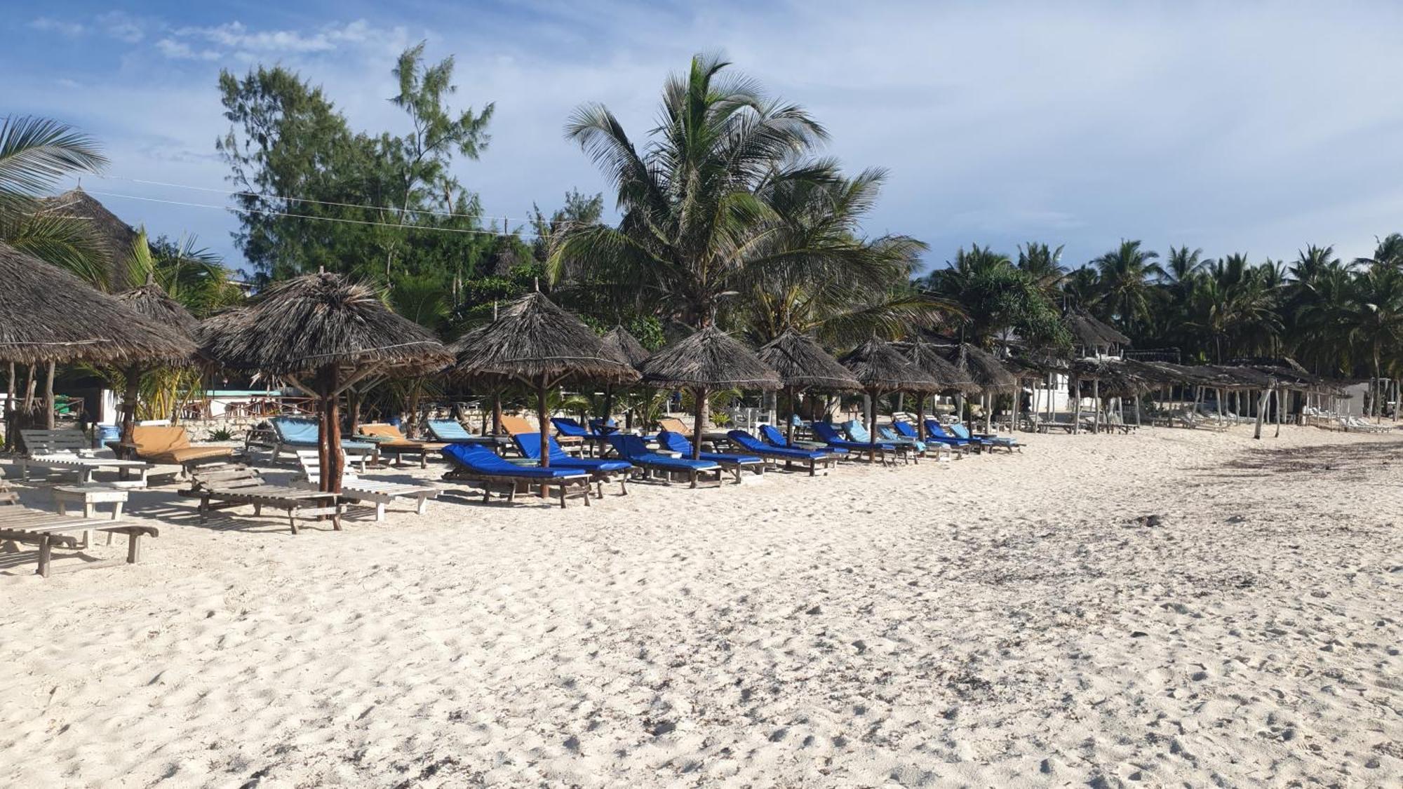 Marijani Holiday Resort ワタム エクステリア 写真